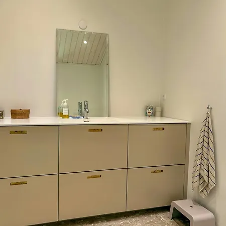 Beautiful With A Simple Modern Aesthetic Feriehus *